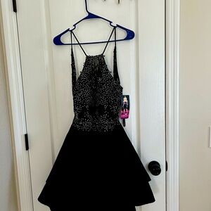 Black sequin backless party dress